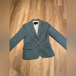 Like new Banana Republic wool blazer in beautiful heather green